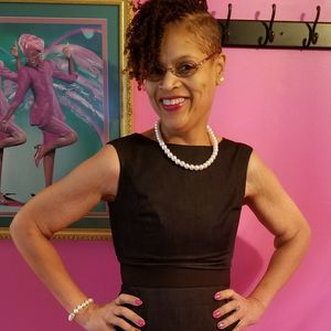 Meet your Posher, Monique